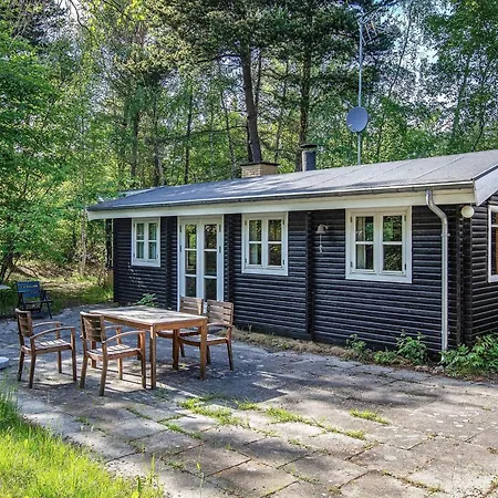 Seaside Serenity In Marielyst Ferienhaus