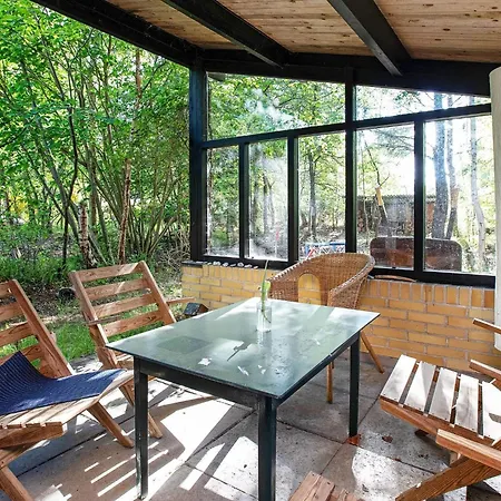 Seaside Serenity In Marielyst Ferienhaus